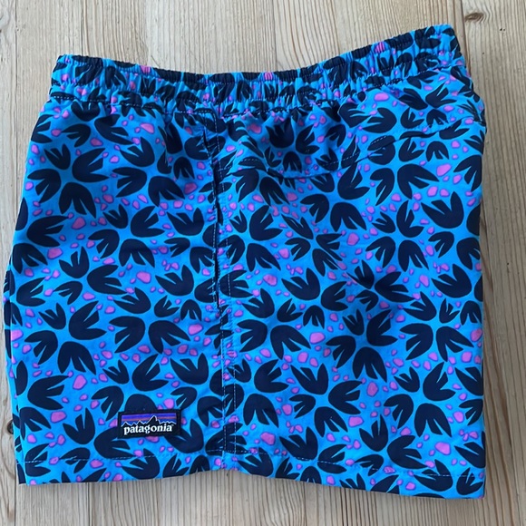 Patagonia Girls' Baggies Shorts 4" Unlined - Picture 3 of 11